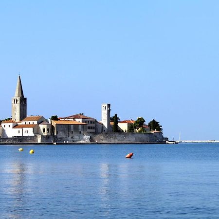 Apartments With A Parking Space Porec - 13927 エクステリア 写真
